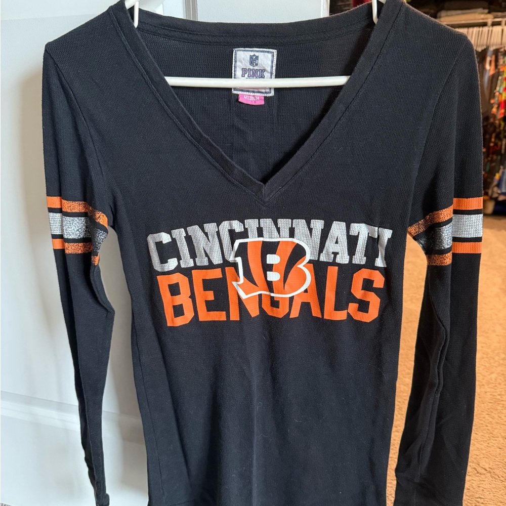 VS PINK NFL longsleeve